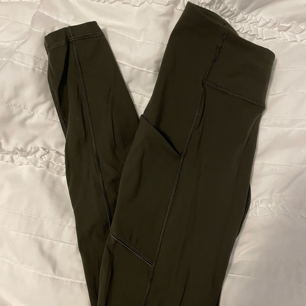 Lululemon Speed up tight 28’’